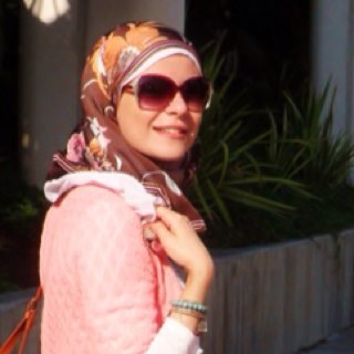 YasminGalal86's profile picture. I over-think. ✋