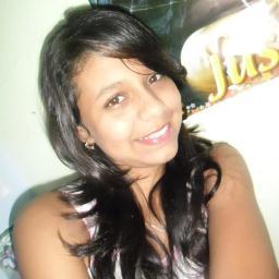 soy una chica soñadora ....y algun dia espero conocer a junstin bieber ...... lo amo