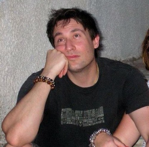 CreightonMartin's profile picture. Snow & wake Friend to dawgs UK