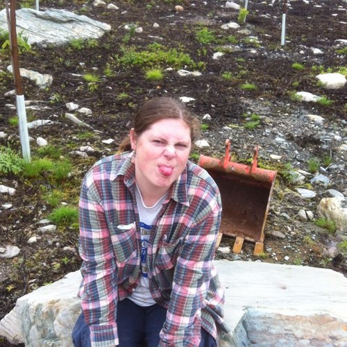 reeves_jolene's profile picture. Electrician, mother of three
 very talented and beautiful kids, and happily married. And Organically delicious