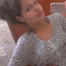 ' Nossa Dafne , amamoos taantto vs antta ! *uu*  minha liinda obg poor tuo viio td msm tt amamos s2s2 @YasminGG1 & @Emaanueleesouza akiie s2 :3