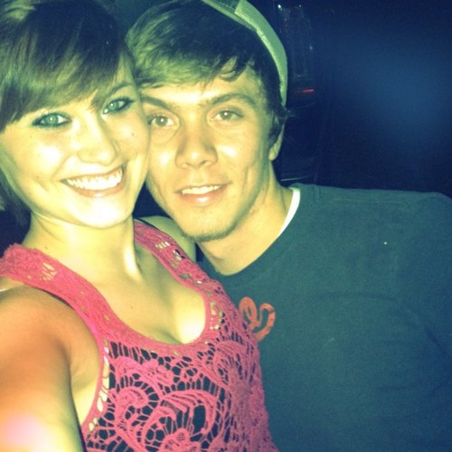 Hey the names amanda if u havent already figured out the obvious. Im recently engaged to the best guy in the world. :) welp thats all u needa know. Follow me :)