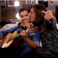 Club de fans del Almeriense David Santiago La Voz @DavidsLaVoz =) http://t.co/SHor4pvD…
