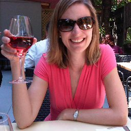 JacintheLaporte's profile picture. fille de livres, fille de mots, fille de télé, fille d'idées, fille de mode, fille de déco, fille de brico, fille de bons vins et fille de famille!