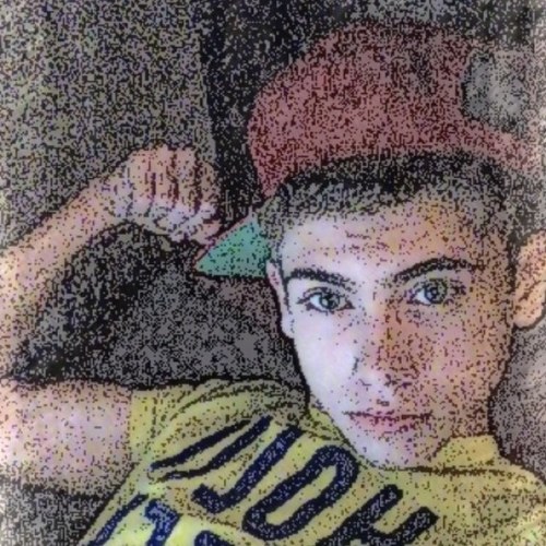 Whats up twitter its your boy camden HMU and follow :) swagg#