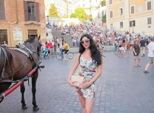 Meemoote's profile picture. 