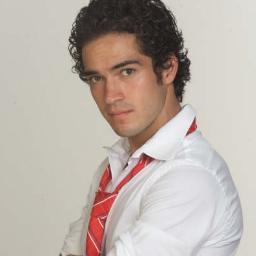 6 pessoas . 4 anos . 150 países . 50 milhões de discos vendidos . 180 melhores premios mundiais . uma geração que NINGUEM SUPERA, RBD   Since: 17-06-2011
