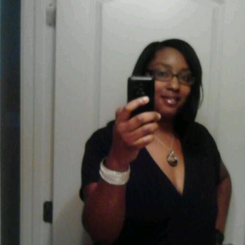 kikiLovesRomeo's profile picture. 