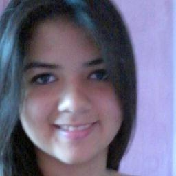 Deus sempre em primeiro lugar, estudante do 4° ano Magistério, 17 anos, super dedicada, apaixonada pela minha família e pela Educação.