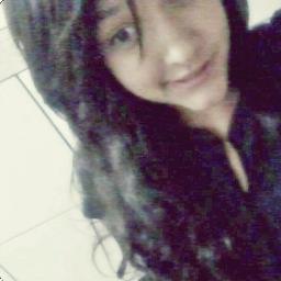 Eu que vivo com α cαbeçα nα luα, com músicα no ouvido e corαção nα bocα :) eu sou meninα e mulher, eu sei muito bem o que quero .