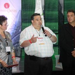 Abogado de profesión, inmobiliario por pasión, 38 años de vivir de las rentas propias y de clientes, Profesor Universitario temas jurídico inmobiliarios