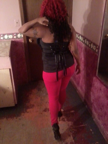 REMiiRED...$©© representa; 1St lady..been on dis rap ish bout 2yrs! Im all in & im spittin on these itches!!! #SCC