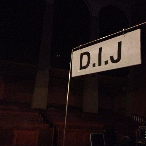 DIJworship's profile picture. 하이브리드 워십팀 DIJ (디아이제이) 공식 트위터입니다. 매주 일요일 신촌 아름다운 교회 6시 30분 찬양 예배합니다. 부담갖지말고 오세요~
http://t.co/4uQL5PFW