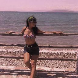 deborahbisono's profile picture. 