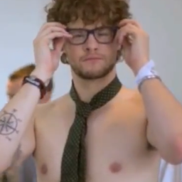 i'm addicted to @thewantedmusic
this is my horny account!!
I don't speak english but I try!
--------------
If you follow me I follow you back!