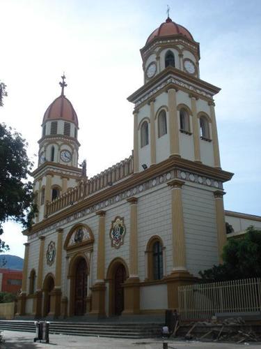 MUNICIPIO BOLIVAR, Pueblo pequeño con 49.149  corazones grandes...Norte:Ureña,Sur:Junín,Este:Junín y Libertad,Oeste:Villa del Rosario, y Juan Frío.