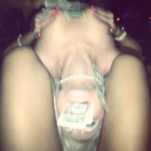 MyStripperProbz's profile picture. Look but don't touch.