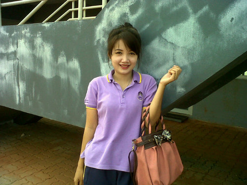 ~เป็นตัวของตัว เอง ๏¦๏