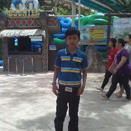 Hye im Nazri,puchong ,and my year old 16 year old ..hope you x sombong xD!!