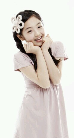 2012.06.16 ~ing /1998.10.20 /토크팸  안녕하세요 , 저는 아역배우 서신애 원조봇입니다! 다가와주시고 언팔되 계시면 말씀들 주세용! 중복봇x 보면 즉시 멘션