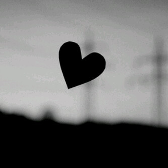 w3d111's profile picture. وما الحياة الا ألم يشتتُناًا ،  وما الآخرة الا فَرح  يجمع شتاتناآ