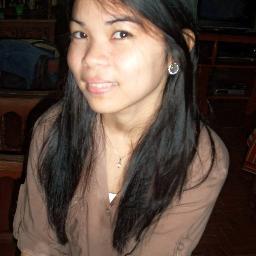 Never bend your head. Hold it high. Look the world straight in the eye.
~Helen Keller~