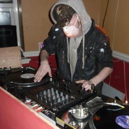 SonicInnovator's profile picture. download my mix :- http://t.co/zKOl2C9r
Contact me for bookings