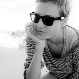 ROTA_Simona's profile picture. mum, photography, architecture communication, press & PR