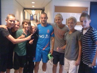Halllo vol g
