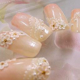 jeruneiru420's profile picture. 将来の夢はネイリストです。。。♪
誰か練習させてー(´･ε･｀)ﾑｰ