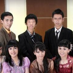 SigitAryoPradip's profile picture. my name is sigit aryo pradipta, you can call me sigit... thank you for visit my profile.
Lahir tanggal 25 Juni 1996