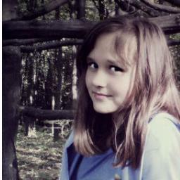 I love to sing new songs of famous people. I also funny, like a joke ..... I love you!!!!