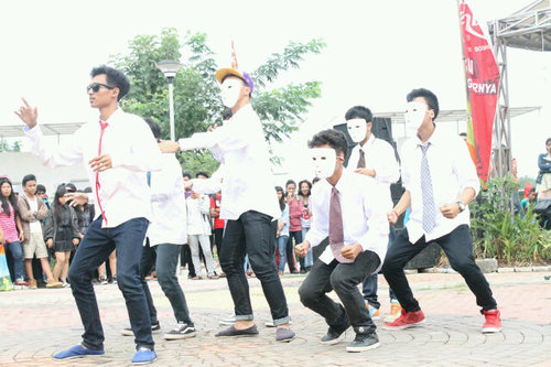 We are #MustacheShuffle #77Shuffle and this is Mustache Dance Crew.