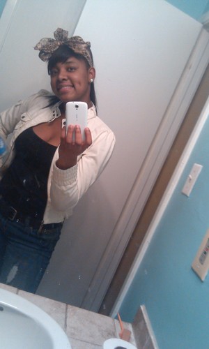 I STAND ALONE CAN TRUST DESE DUCK CAUSE THEY'LL TURN ON LI'MIYAH BT UMM SOLO DOLO CANT GET NO BETTER THAN THAT !