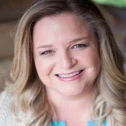 RachaelGrammer's profile picture. Weenie dog mom, recovering wedding planner, and proud Auburn Tiger!