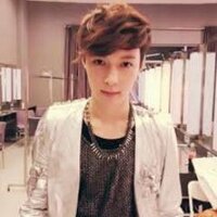 Zhāng Yìxìng (@ync_layexo) 's Twitter Profile