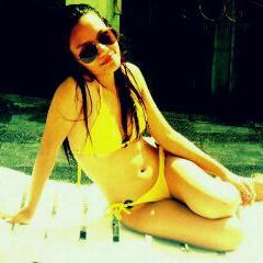( ´▽｀)♪ ¤ MENTION ME & I'LL FOLLOW BACK ! ¤ 18 yrs. old ¤ Student ¤ Full blooded PINOY ¤ Loves to EAT and Dance ¤ TOTALLY addicted to KPOP¤ ♪(´▽｀)