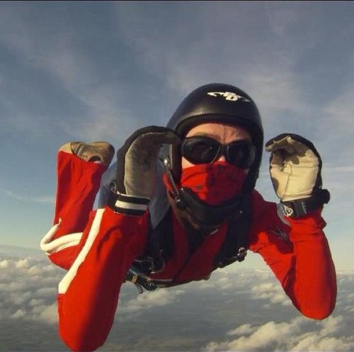 naffandroo's profile picture. Skydiving techy... I like to mix things up like that!