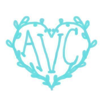 Best handmade Accessories and Clothing! Best local materials complement our amazing designs! Upcyling and reusing are our specialty! We 3 You!