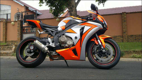 ricobester69's profile picture. 