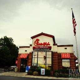 ipickchicken's profile picture. 