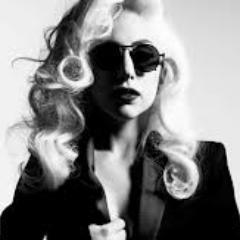 Fiz esse FC para uma cantora Maravilhosa que é a minha diva Lady Gaga! te amo Gaga! I'm Little monster... #PawsUp sigam meu novo twitter: Shiny_CharmsPF ...