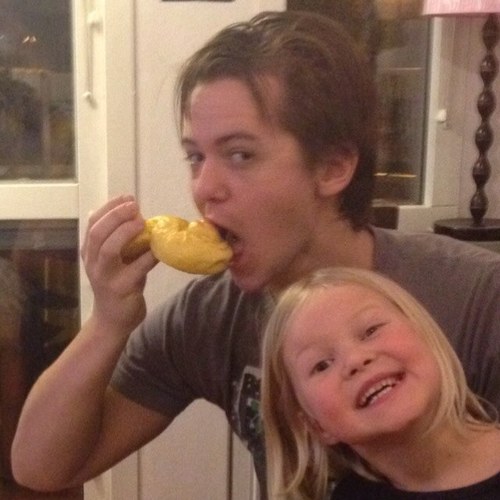 ixtort's profile picture. Engineering physics computation