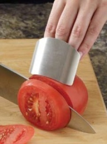 ExcelProducts's profile picture. Excel is a mini company from Colaiste Treasa Kanturk. Our product is a finger protecter when chopping veg etc.