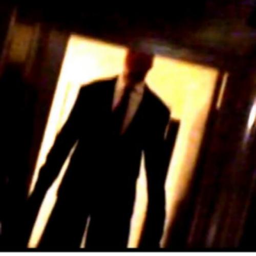 It's REAL Slenderman!! Not a parody!! (PARODY ACCOUNT)