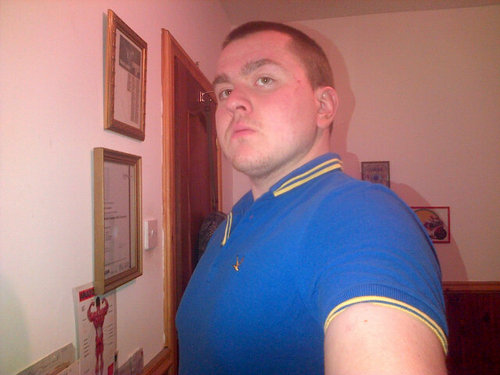 Amm mad as a brush! Add me on bbm 2A93916B
