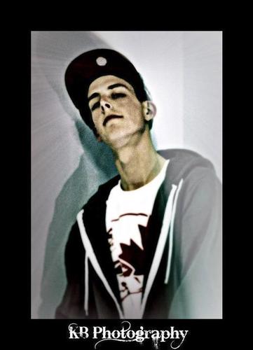 The Official Twitter Of Hip Hop Artist K-Fatal. For Booking Or Collaborations Contact kfatal905@gmail.com #TeamEast905 #Style4Hire