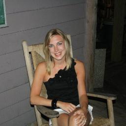 I am a researcher/recruiter at PinPoint Solutions where my focus is Front Office Operations.