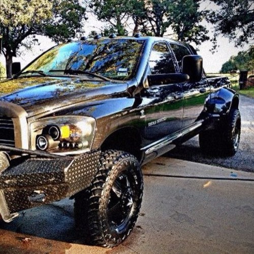 Small Town Princess!! Nothing like trucks, beer, hunting season and getting down and DIRTY!
