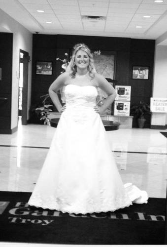 JessNichols_IWG's profile picture. Helping entrepreneurs grow their dreams & their income while improving the quality of life all around the world w/ a naturally based product line. Interested?!